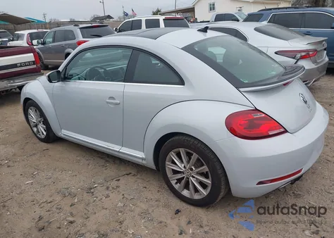 2018 Volkswagen Beetle 2.0T Se из США, поврежденный, VIN 3VWJD7AT8JM711581